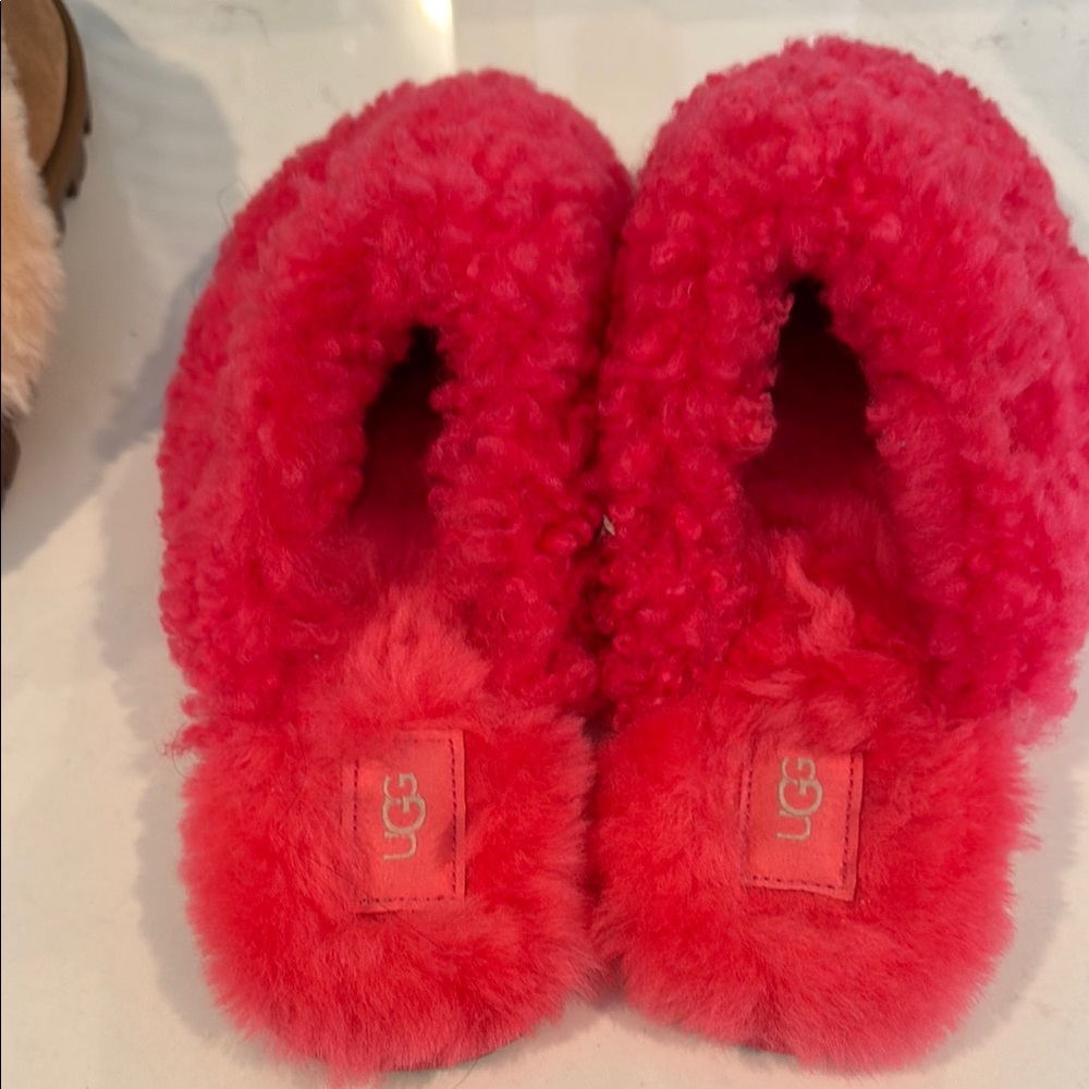 UGG Red Cozy Fluffy Slippers